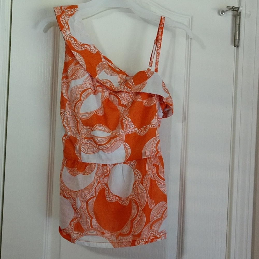 One shoulder tulle top